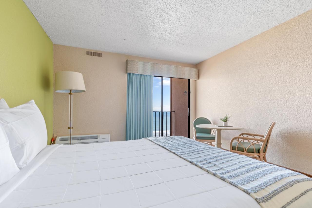 Sandcastle Oceanfront Resort At The Pavilion Миртл-Бич Экстерьер фото